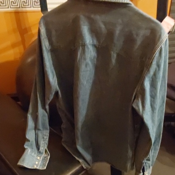 Levi's Blue Button Down Collar Shirt - Picture 3 of 6